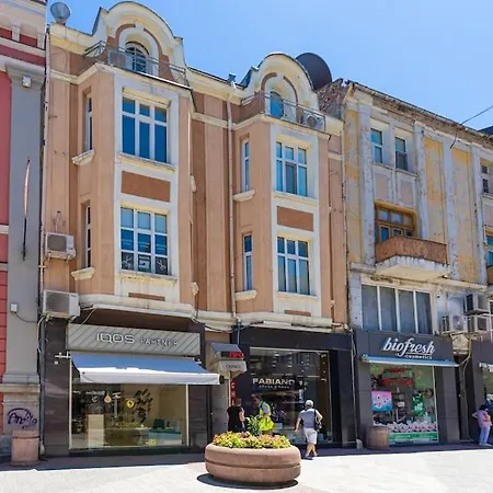 Apartman House Of History , In The Main Street *